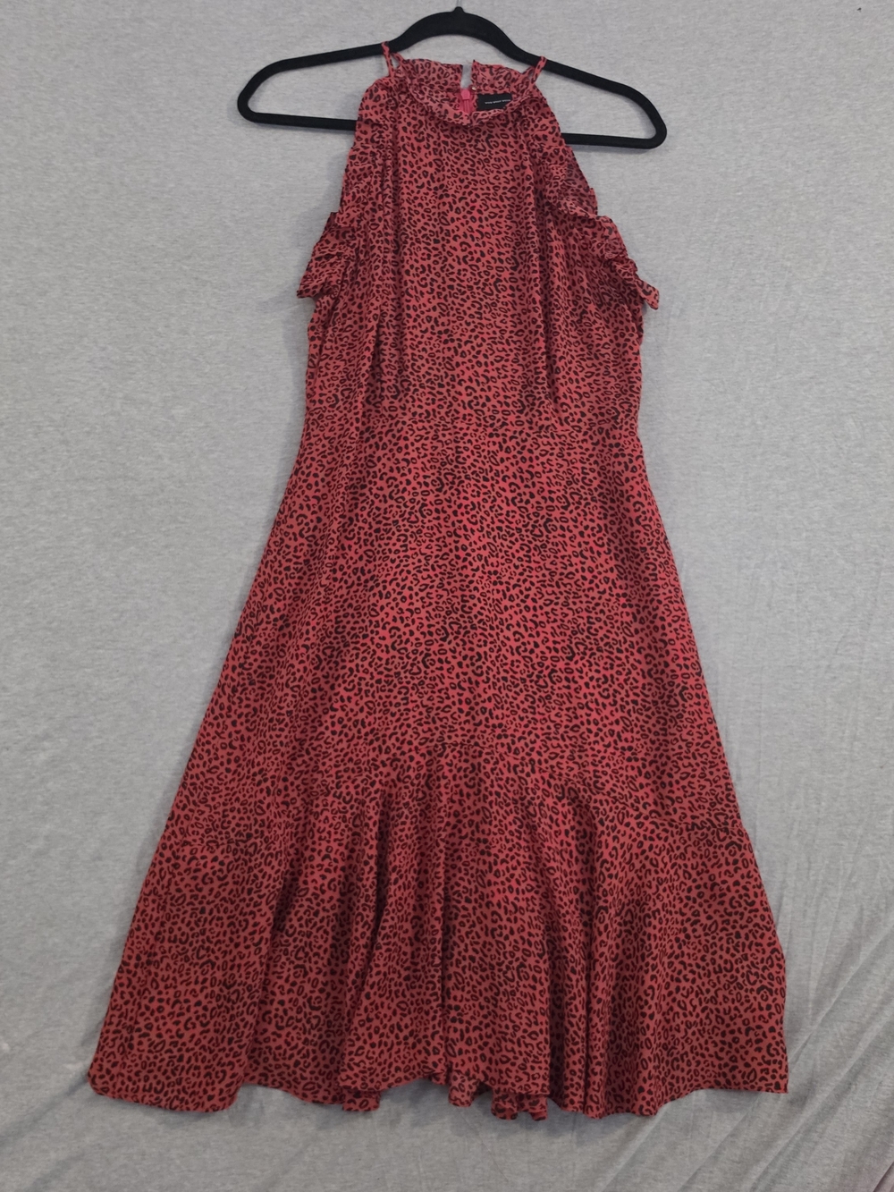 Who What Wear Red Leopard-Print Halter Midi Dress with Flared Hem - Picture 3 of 7